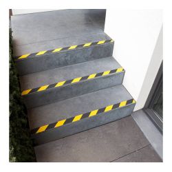SecuCare Antislip Sticker Op rol 300x50 cm - Zwart/geel